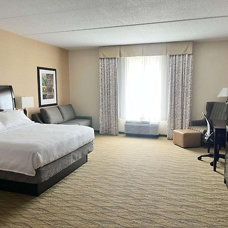 Hilton Garden Inn Indiana At Iup Exteriör bild