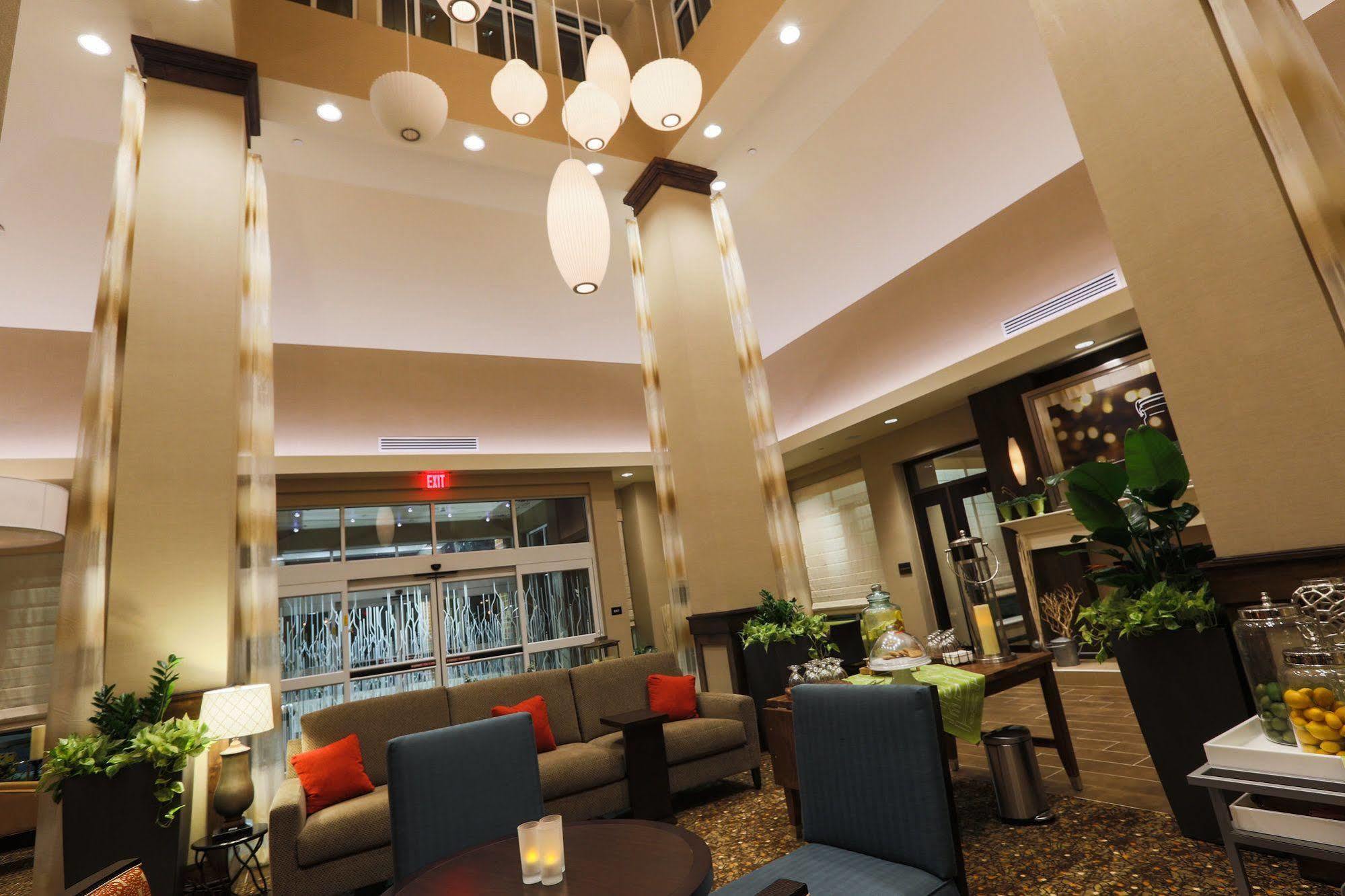 Hilton Garden Inn Indiana At Iup Exteriör bild